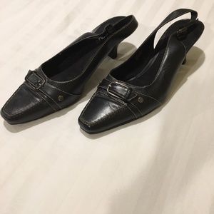 Aerosoles, black leather sling back shoe
